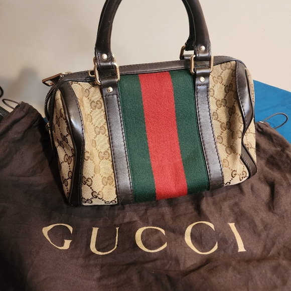 Gucci Boston GG Small Boston Leather Bag, gift paper, and a hard box. - Picture 3 of 16